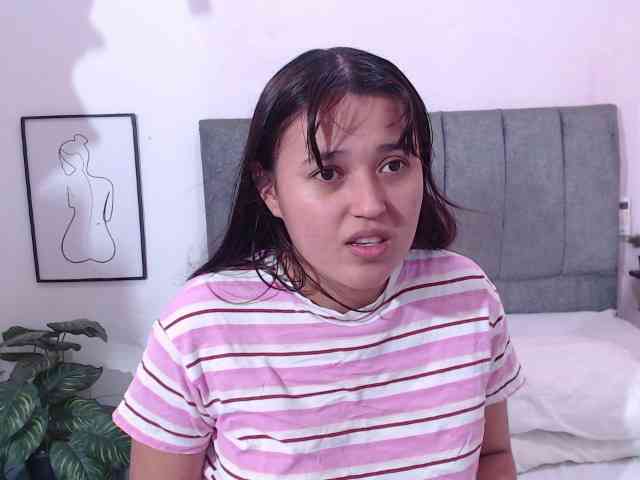 RooseTaylor bongacams