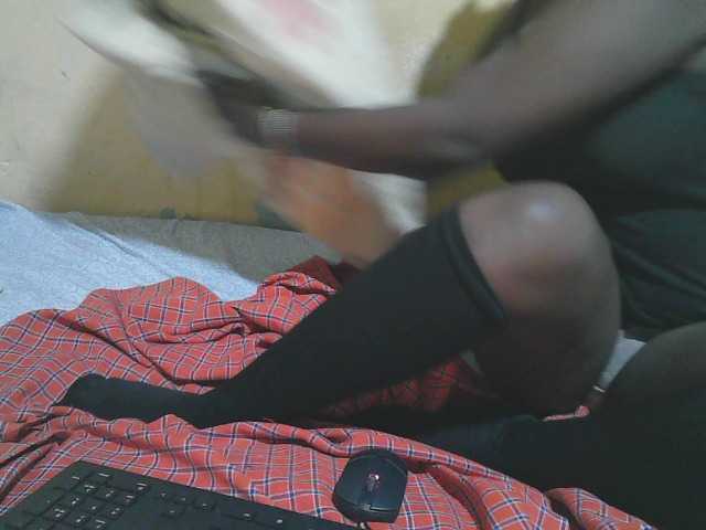 le modèle dark-princess1 est en webcam porno dans un show sur le site bongacams, il possède les tags suivants: Ebony,Brunette,Trimmed