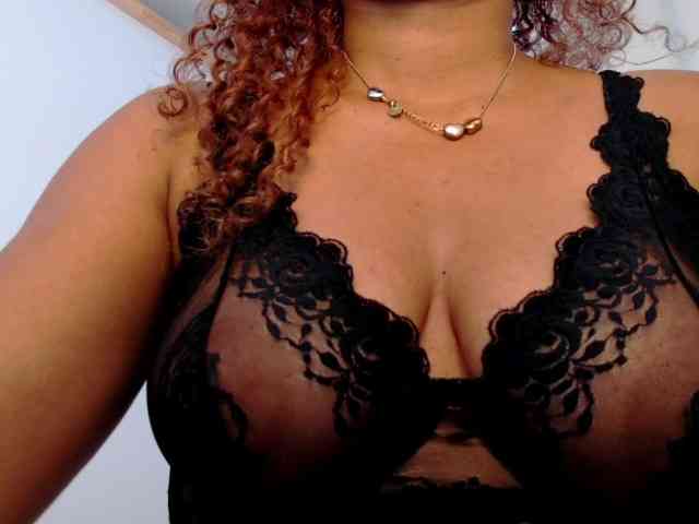 Amalia1893 webcam