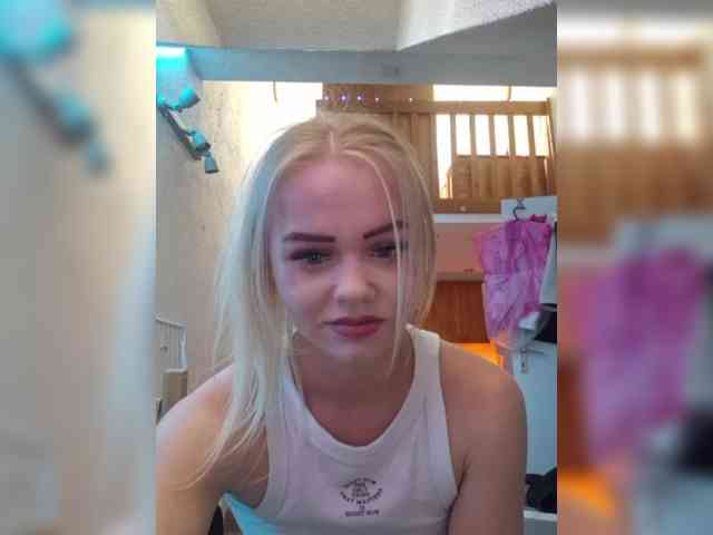 Yourprincess12 webcam