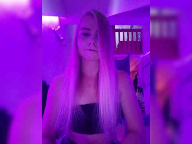 Yourprincess12 webcam