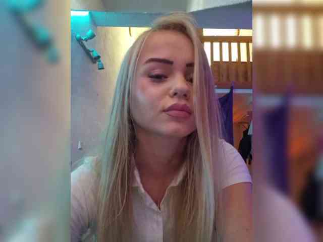Yourprincess12 webcam
