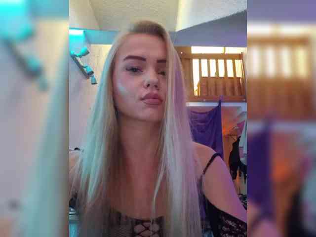 Yourprincess12 webcam