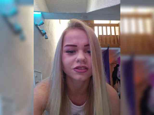 Yourprincess12 webcam
