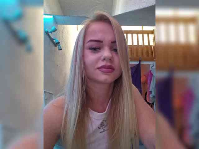 Yourprincess12 webcam