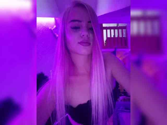 Yourprincess12 webcam