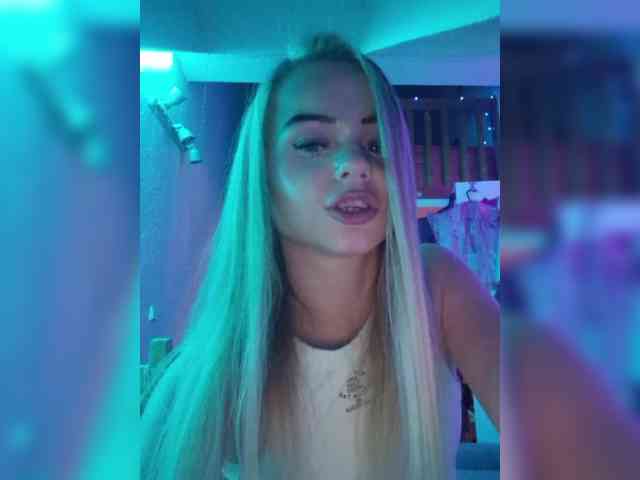 Yourprincess12 webcam