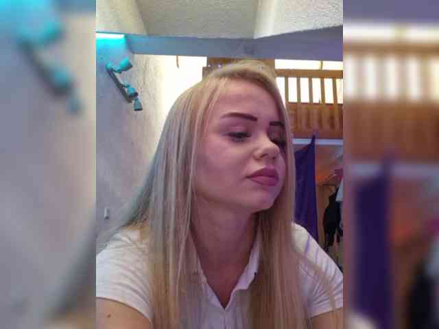Yourprincess12 webcam