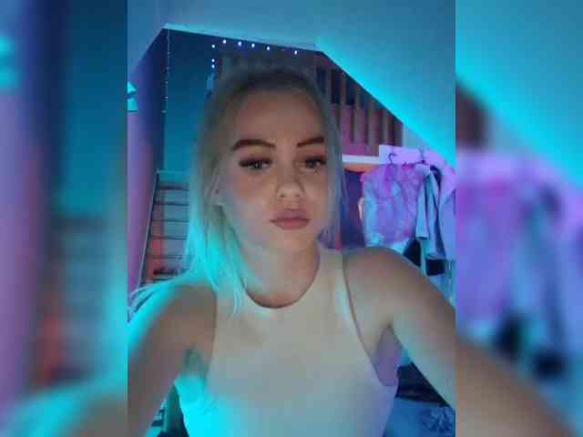 webcam model Yourprincess12