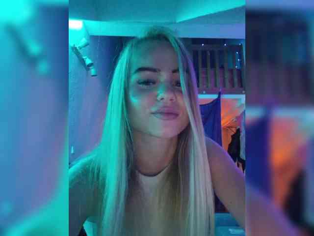 Yourprincess12 webcam