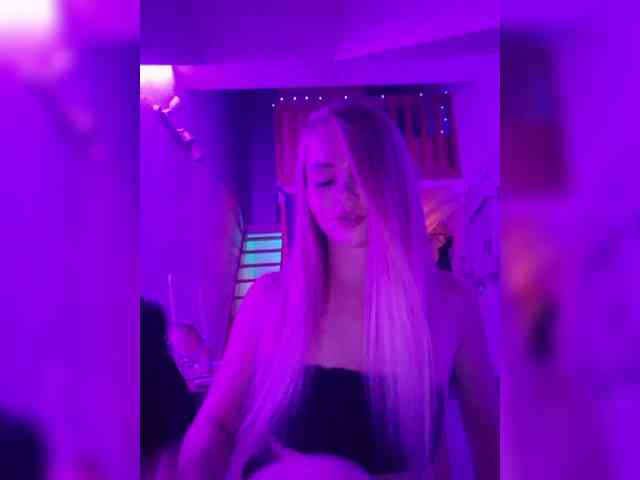 Yourprincess12 webcam