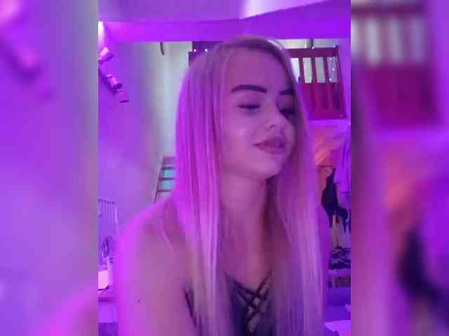 Yourprincess12 webcam