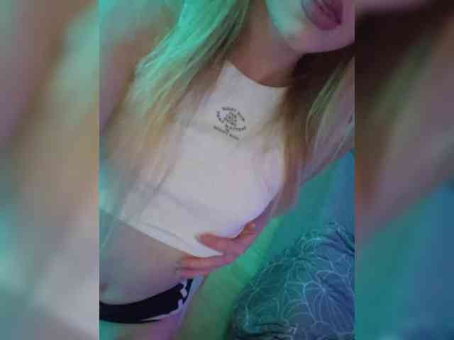 Yourprincess12 webcam