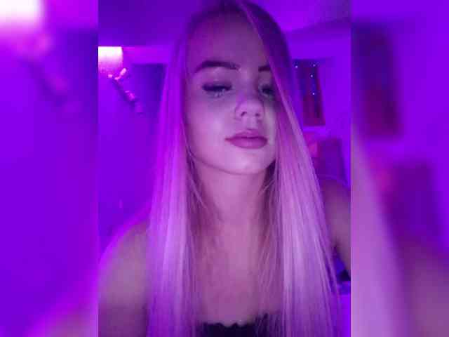 Yourprincess12 webcam