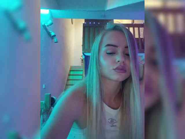 Yourprincess12 webcam