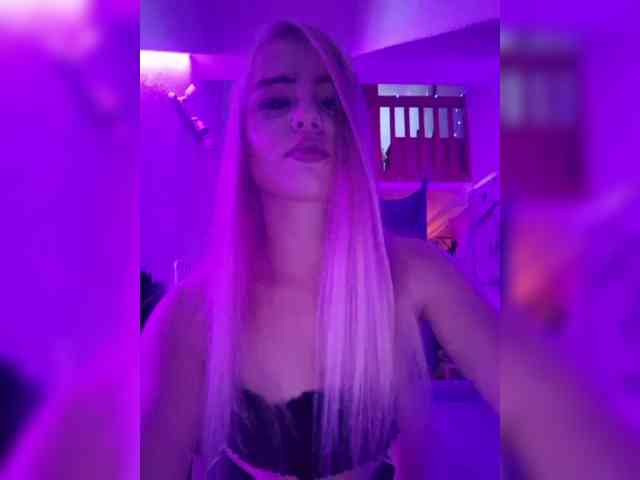 Yourprincess12 webcam