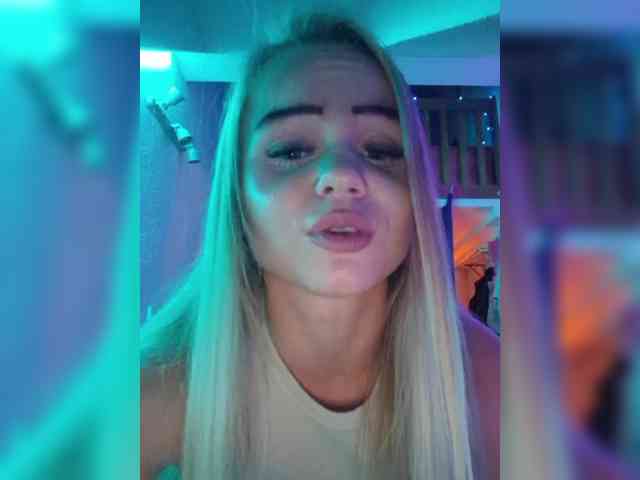 Yourprincess12 webcam