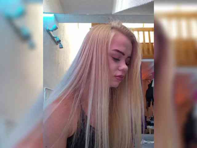 Yourprincess12 webcam