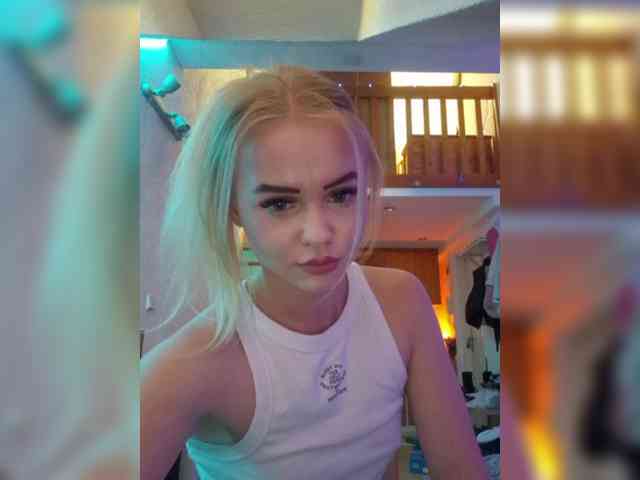 Yourprincess12 webcam