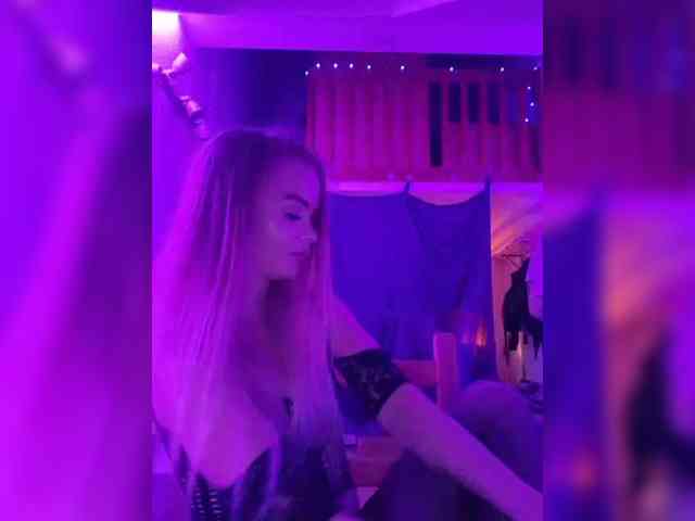 Yourprincess12 webcam