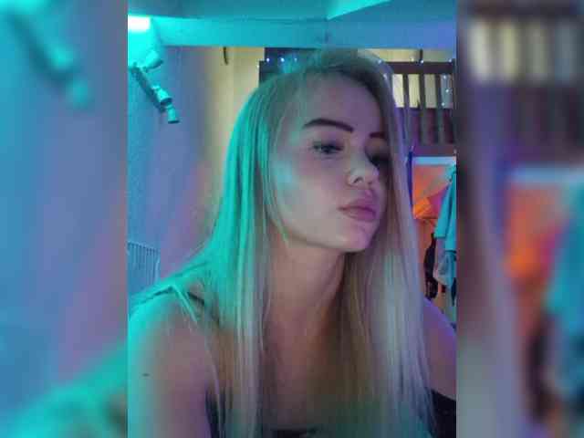 Yourprincess12 webcam
