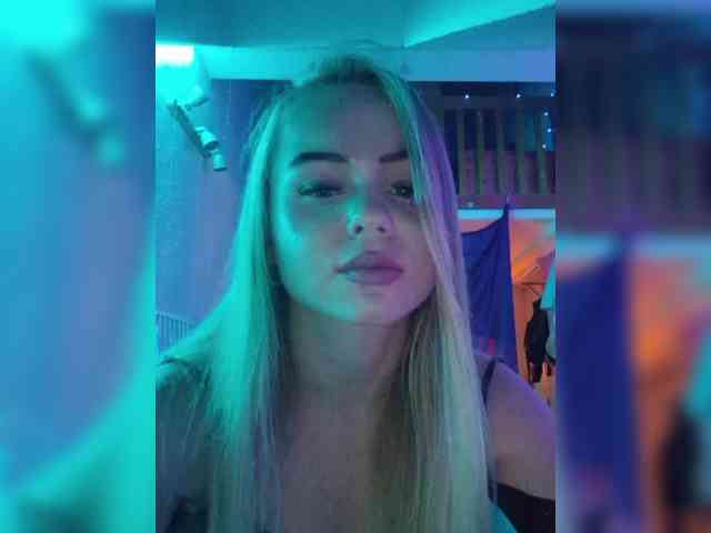 Yourprincess12 webcam
