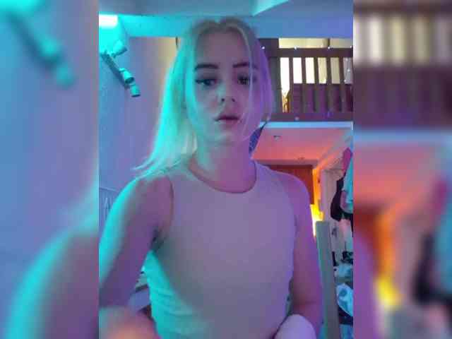 Yourprincess12 webcam