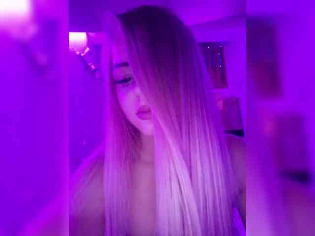 Yourprincess12 webcam