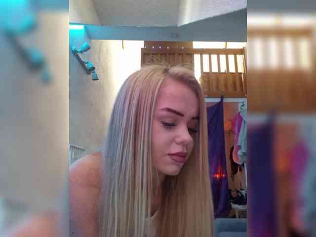 Yourprincess12 webcam