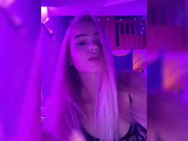Yourprincess12 webcam