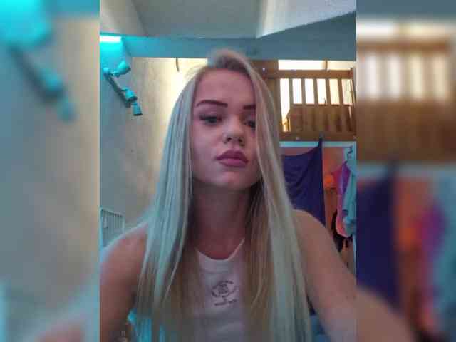 Yourprincess12 webcam