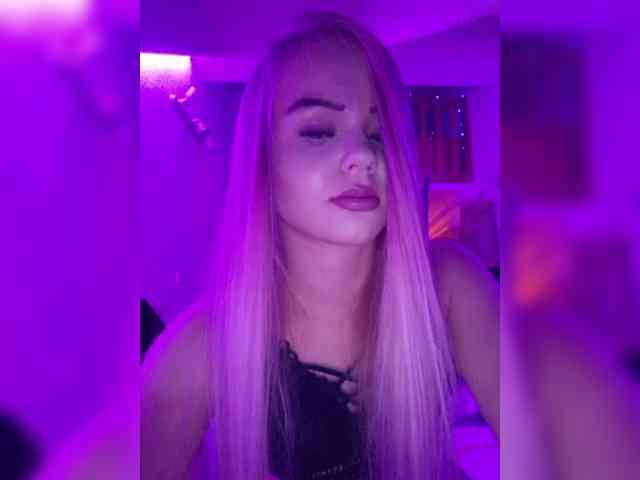 Yourprincess12 webcam