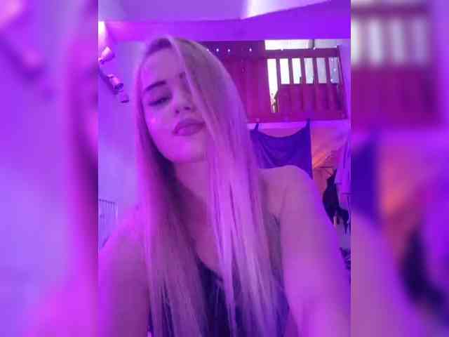Yourprincess12 webcam