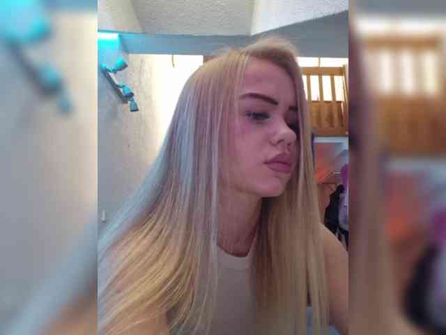 Yourprincess12 webcam