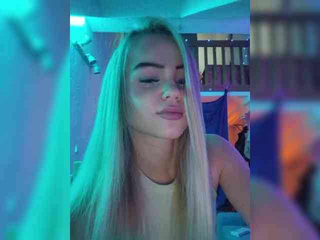 Yourprincess12 webcam