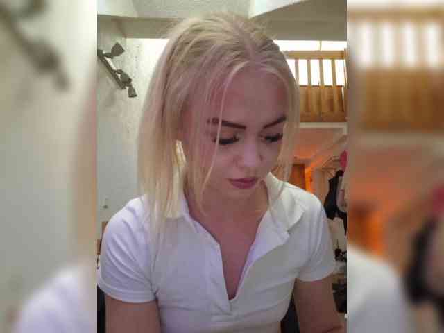 Yourprincess12 webcam