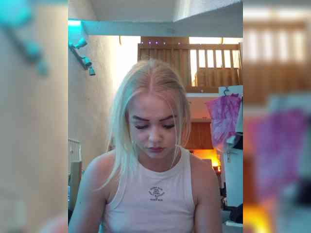 Yourprincess12 webcam