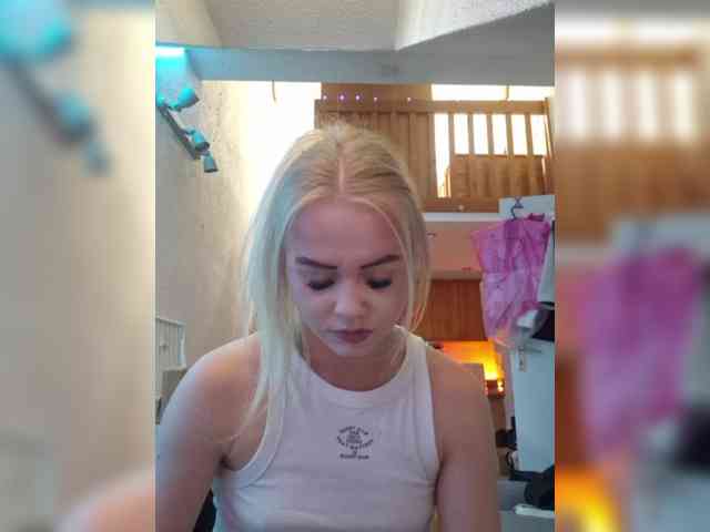 Yourprincess12 webcam