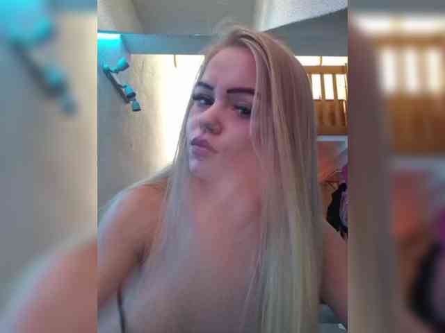Yourprincess12 webcam