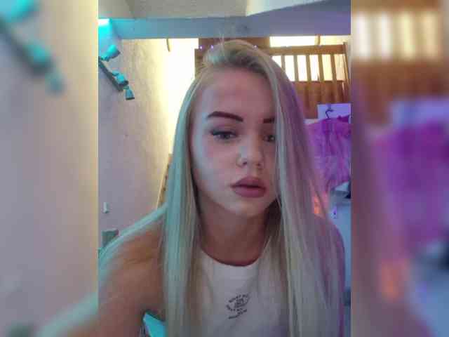 Yourprincess12 webcam