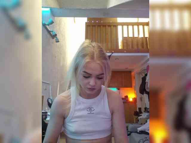 Yourprincess12 webcam