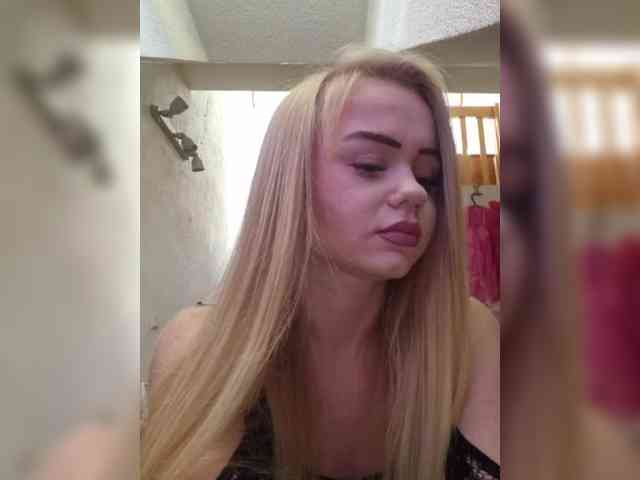 Yourprincess12 webcam