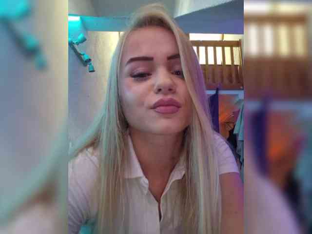 Yourprincess12 webcam