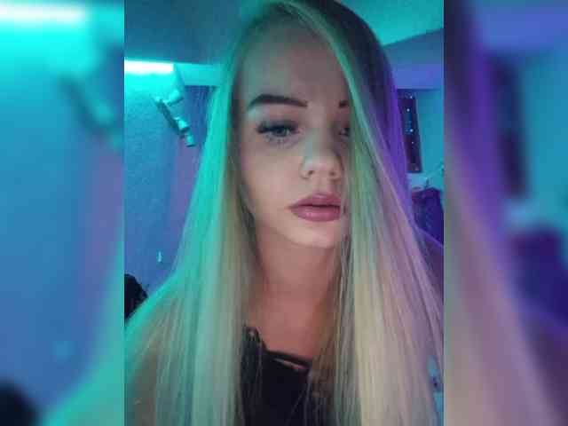 Yourprincess12 webcam