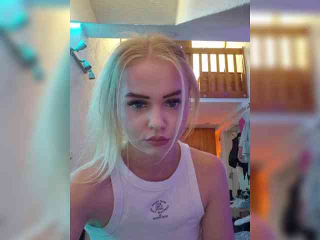 Yourprincess12 webcam