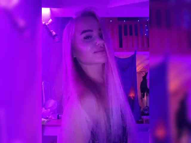 Yourprincess12 webcam