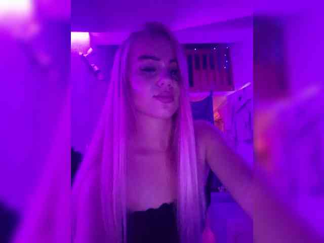 Yourprincess12 webcam