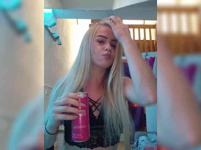 Yourprincess12 webcam