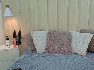 AteneaRoldan Porn Show