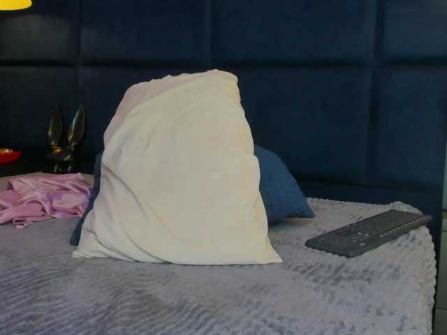 AteneaRoldan from BongaCams is Freechat